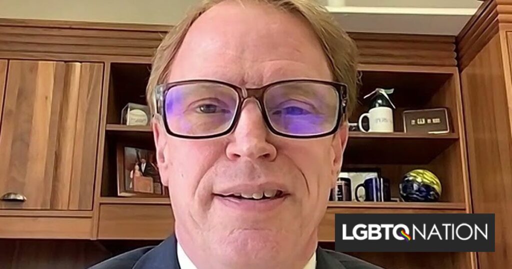 Le GOP a tenté de fermer la législature de l’Oregon pour protester contre un projet de loi trans. Ils ont ce qui leur arrive Le GOP a tenté de fermer la législature de l'Oregon pour protester contre un projet de loi trans. Ils ont ce qui leur arrive