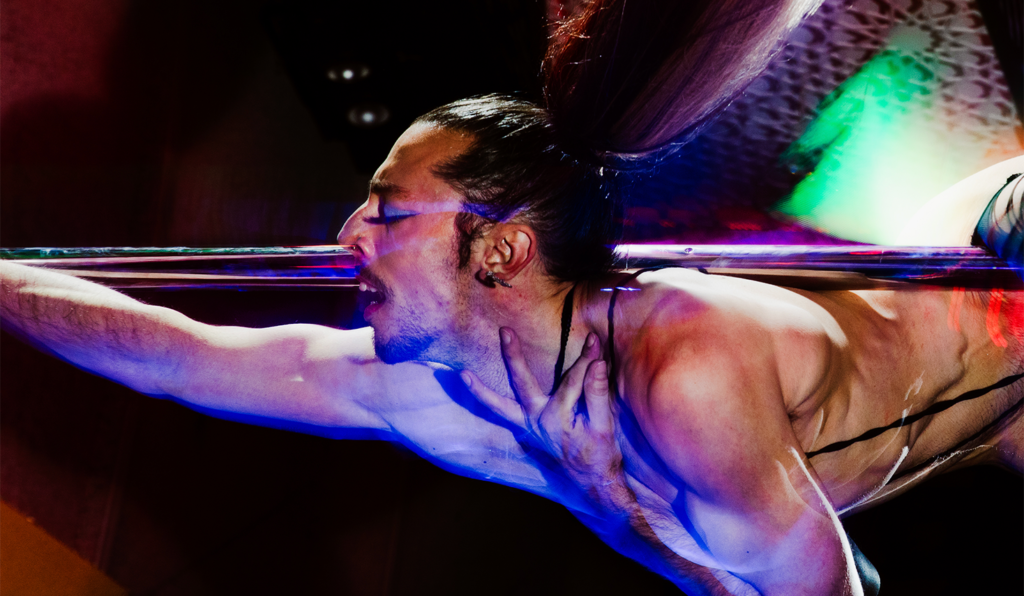 Comment les soirées trans strip créent leurs propres espaces partout Comment les soirées trans strip créent leurs propres espaces partout