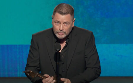 The Last of Us : Nick Offerman dénonce les « connards » homophobes dans un brillant discours de remise de prix