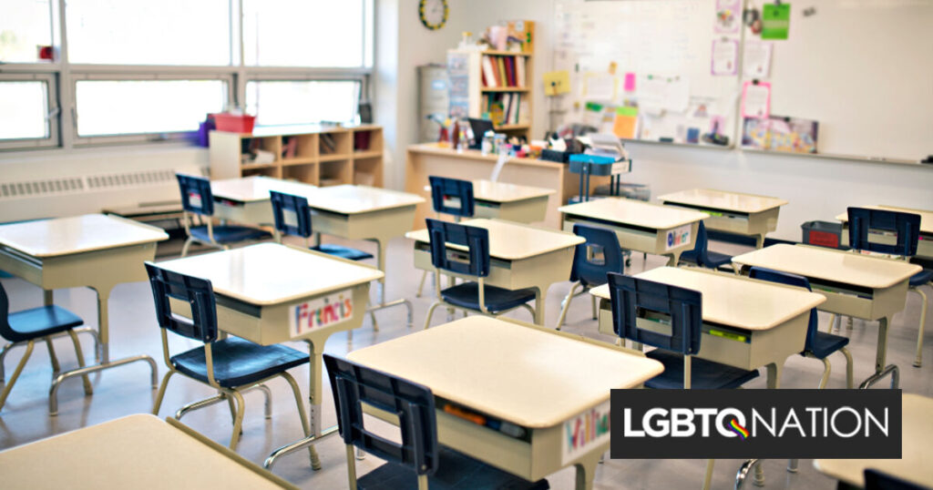 Une école critiquée pour avoir demandé aux parents de signer des autorisations pour les événements du Mois de l’histoire des Noirs Une école critiquée pour avoir demandé aux parents de signer des autorisations pour les événements du Mois de l'histoire des Noirs