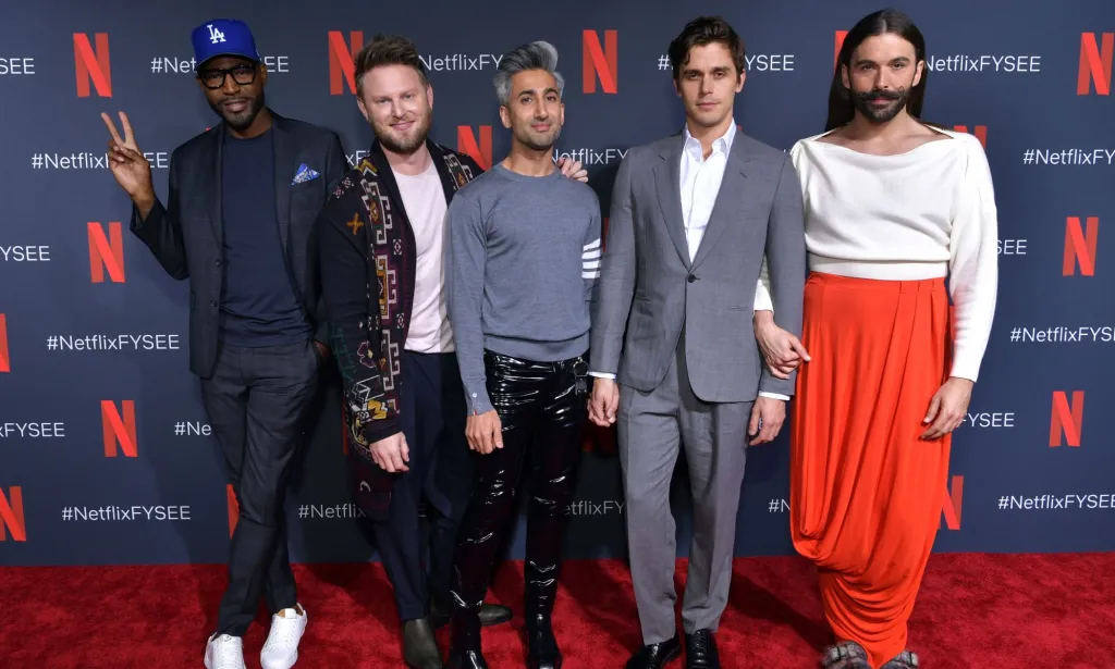 Les Fab Five, les stars de Queer Eye Reboot de Netflix, posent ensemble pour une photo