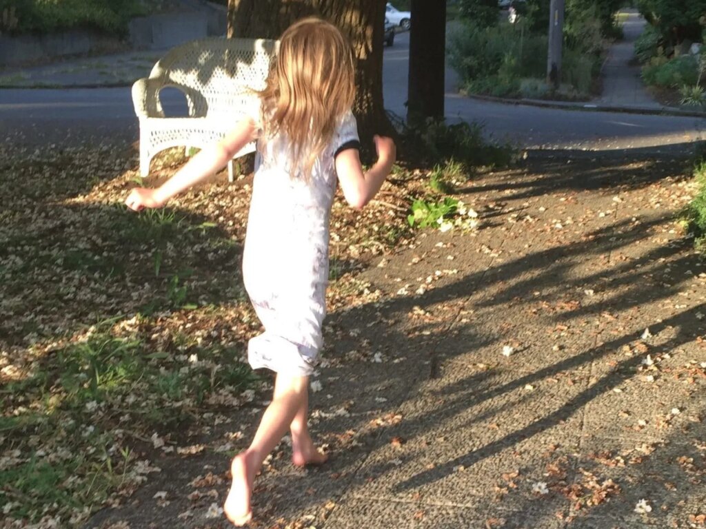 Mon enfant trans a vécu une enfance joyeuse et sans anxiété – tout cela grâce aux bloqueurs de puberté My trans kid had a joyful, anxiety-free girlhood – thanks to puberty blockers