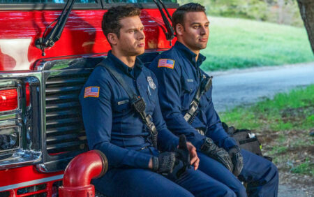 Le showrunner du 9-1-1 partage des nouvelles de Buddie après avoir confirmé la bisexualité de Buck