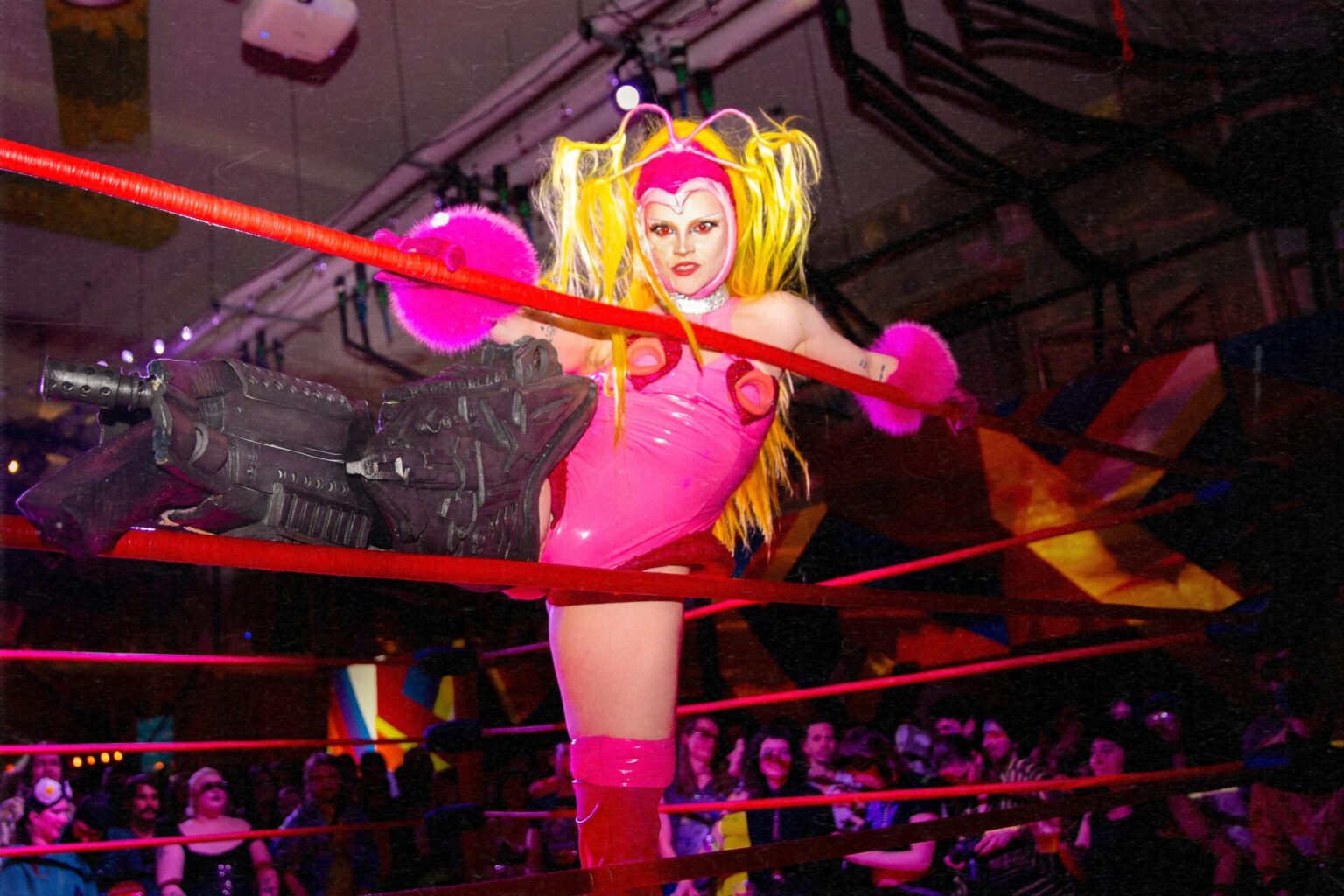 Une histoire personnelle de Chokehole, la troupe anarchiste itinérante de « drag catch » Une histoire personnelle de Chokehole, la troupe anarchiste itinérante de « drag catch »