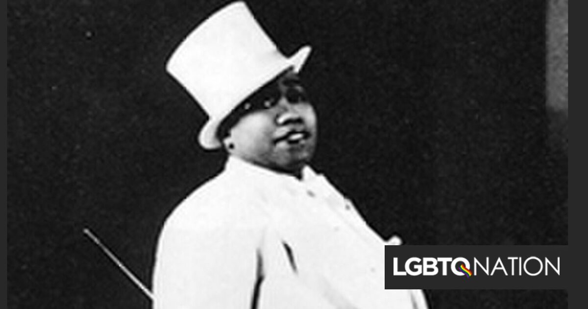 Debalchee La chanteuse lesbienne débauchée et Genderqueer qui a contribué à ...