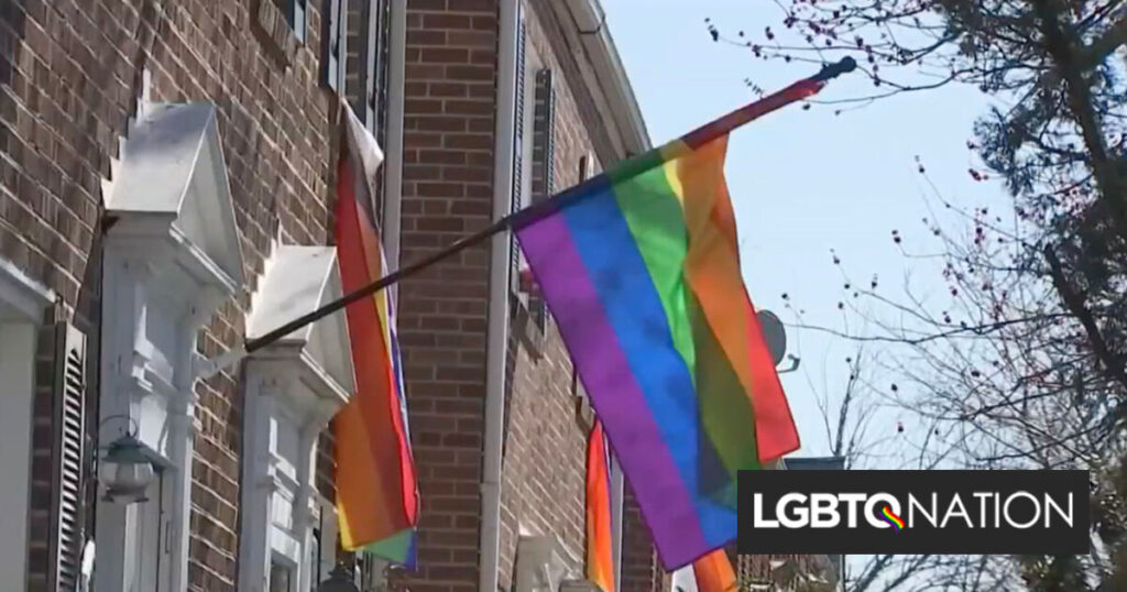 Les jeunes noirs LGBTQ+ sont confrontés au rejet de plusieurs sources. Ils ont besoin d’espaces sûrs. Les jeunes noirs LGBTQ+ sont confrontés au rejet de plusieurs sources. Ils ont besoin d’espaces sûrs.