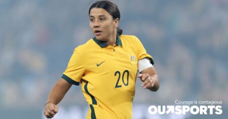 Sam Kerr bénéficie du « plein soutien » de l'entraîneur de Chelsea après l'annonce choquante de l'accusation d'abus raciste portée par la star du football.