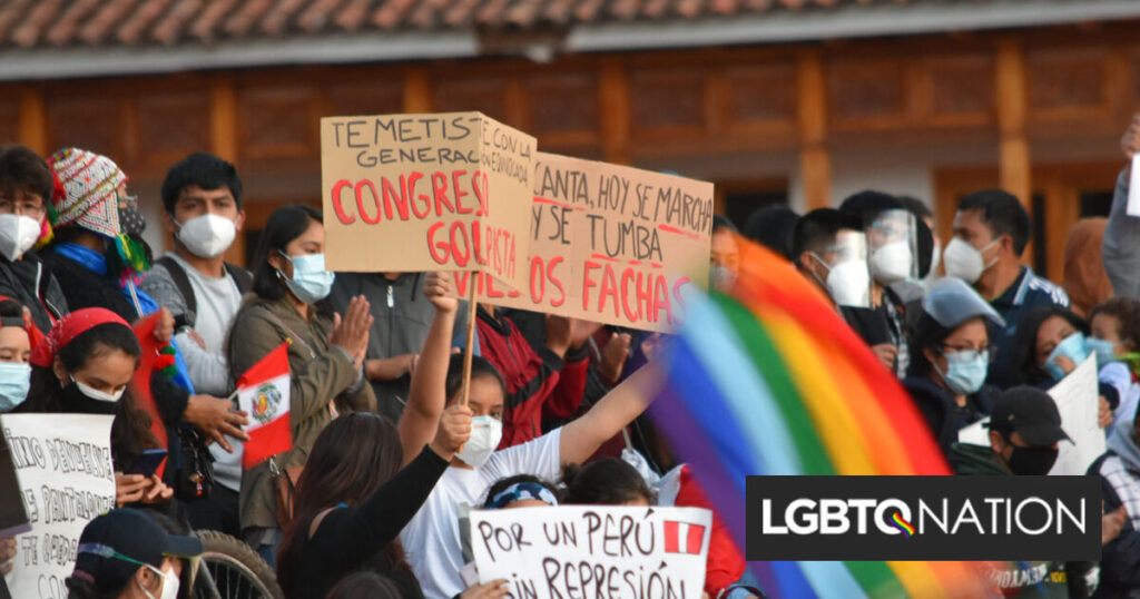Le gouvernement péruvien classe les personnes trans comme « malades mentaux » Le gouvernement péruvien classe les personnes trans comme « malades mentaux »