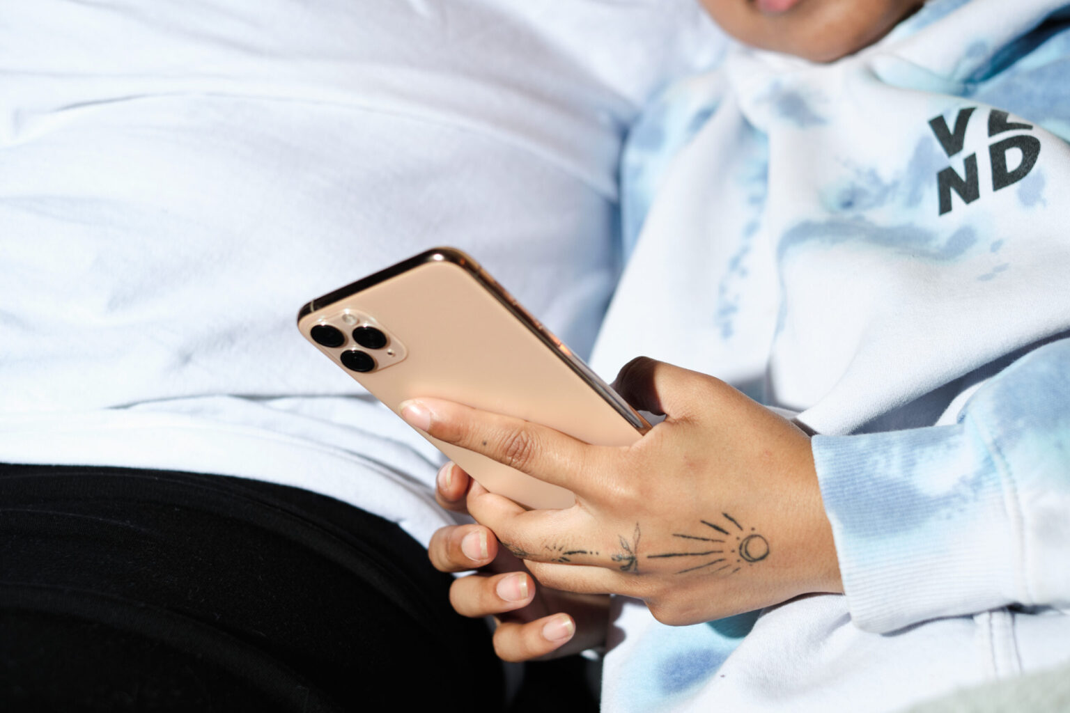 Nouveau rapport : il s'agit de la pire plateforme de médias sociaux pour les personnes LGBTQ+ Nouveau rapport : il s'agit de la pire plateforme de médias sociaux pour les personnes LGBTQ+