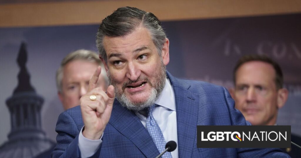 Ted Cruz est en colère contre un candidat à la justice lors d'une audience pour avoir reconnu un détenu comme trans Ted Cruz est en colère contre un candidat à la justice lors d'une audience pour avoir reconnu un détenu comme trans