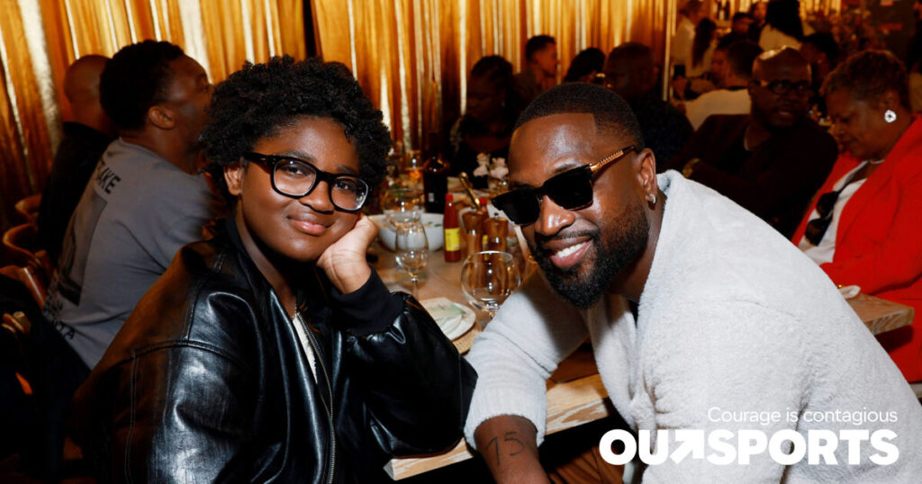 Dwyane Wade utilise sa plateforme NBA pour embrasser sa fille trans Zaya et lance un site Web pour les jeunes trans Dwyane Wade utilise sa plateforme NBA pour embrasser sa fille trans Zaya et lance un site Web pour les jeunes trans