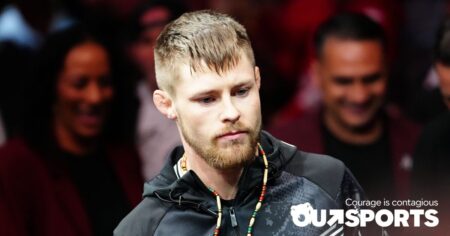 Le combattant de l'UFC, Bryce Mitchell, scolarise son fils à la maison pour l'empêcher de « devenir gay »