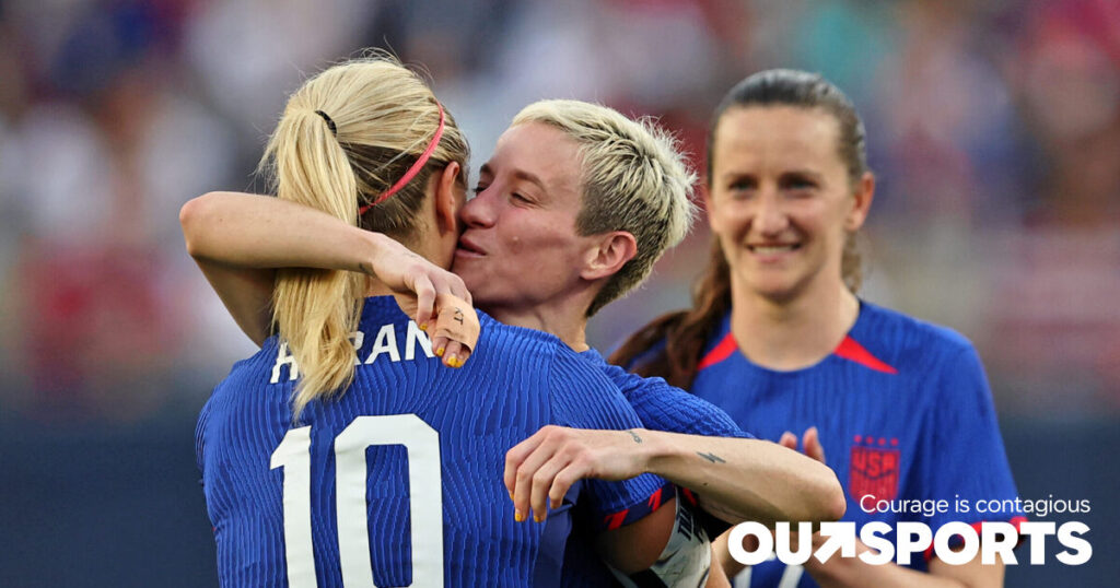 Les équipes américaines suivent l'exemple de Megan Rapinoe avec les couleurs Progress Pride sur les maillots Les équipes américaines suivent l'exemple de Megan Rapinoe avec les couleurs Progress Pride sur les maillots