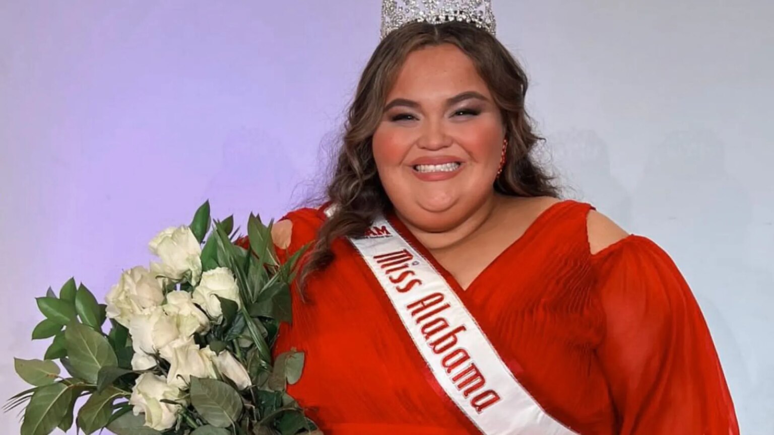 Miss Alabama, grande taille, riposte aux trolls « maléfiques » qui la traitaient de « malsaine » – entre autres 23-year-old Sara Milliken is Miss Alabama 2024