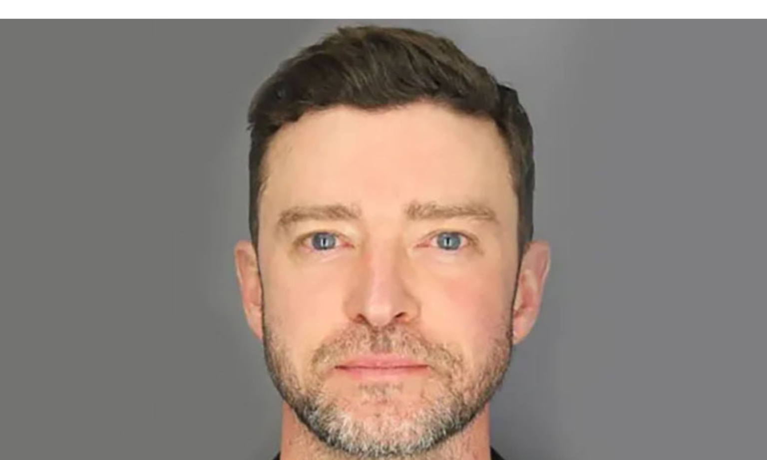 Non, Justin Timberlake n'avait pas de poppers dans son système lorsqu'il a été arrêté – ni le Truvada, un médicament contre le VIH Justin Timberlake mug shot from Sag Harbor Police Department