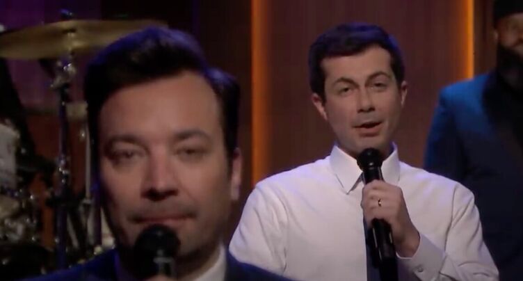 Pete Buttigieg apparaît dans The Tonight Show avec Jimmy Fallon