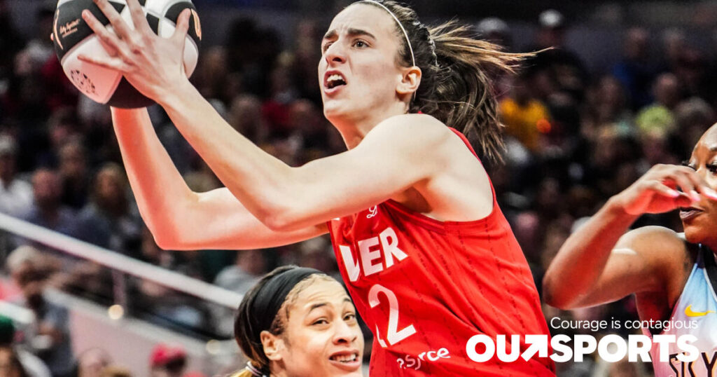 Caitlin Clark est victime d'intimidation de la part de lesbiennes noires, du moins c'est ce que dit le célèbre sociologue Clay Travis Caitlin Clark est victime d'intimidation de la part de lesbiennes noires, du moins c'est ce que dit le célèbre sociologue Clay Travis