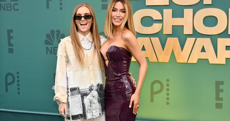 Chrishell Stause et G Flip disent que « les couples homosexuels ont de meilleures relations sexuelles », et ils n'ont pas tort Chrishell Stause (à droite) et G Flip (à gauche) ont dit quelques vérités sur les faits sexuels LGBTQ+.