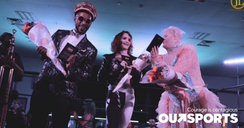 L'événement de lutte professionnelle/salle de bal Paris Is Bumping est de retour L'événement de lutte professionnelle/salle de bal Paris Is Bumping est de retour