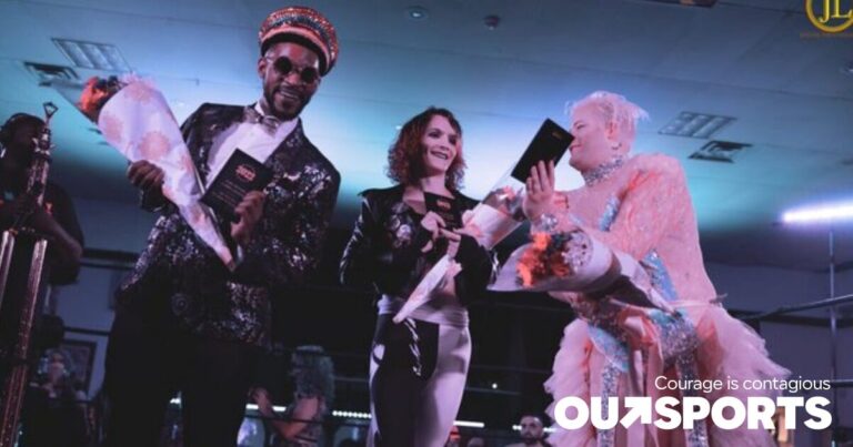 L'événement de lutte professionnelle/salle de bal Paris Is Bumping est de retour