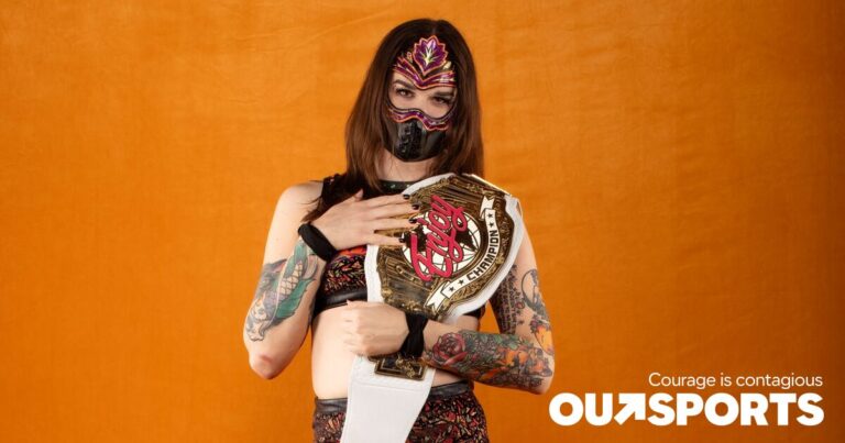 La lutteuse professionnelle trans Edith Surreal s'éloigne indéfiniment de la lutte