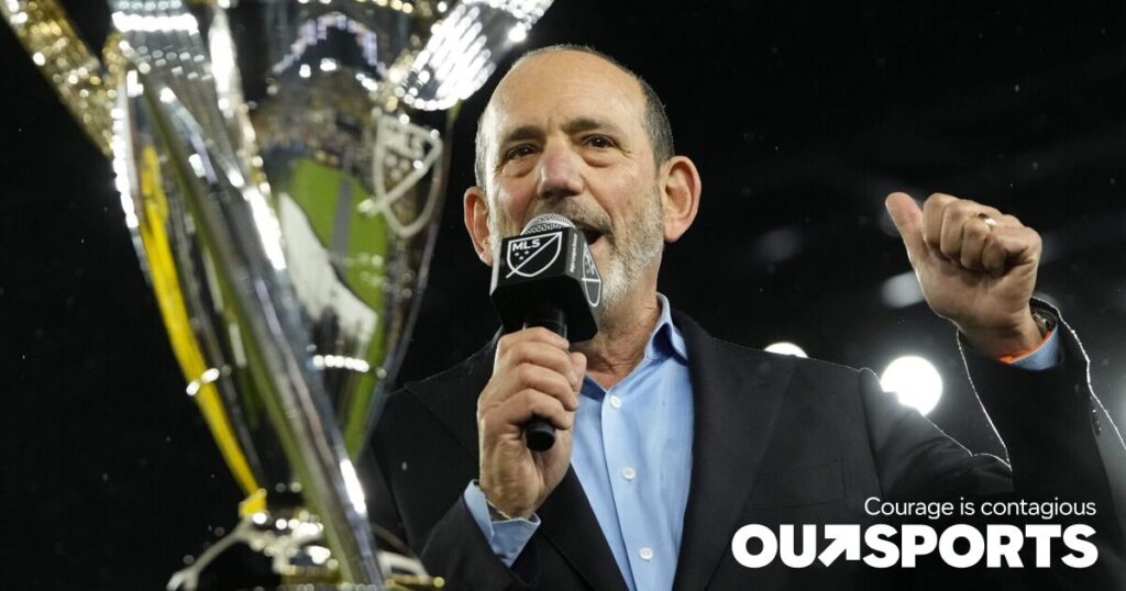 Le commissaire de la Major League Soccer, Don Garber, déclare à Outsports qu'il est « déterminé » à accueillir tout joueur gay Le commissaire de la Major League Soccer, Don Garber, déclare à Outsports qu'il est « déterminé » à accueillir tout joueur gay