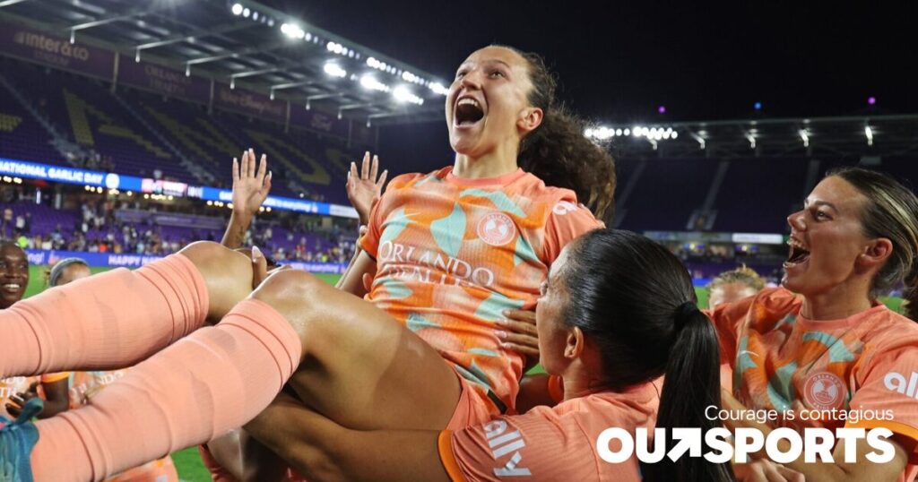 Voici quelques-uns des 10 meilleurs efforts du mois de la fierté des principales ligues et entreprises sportives Voici quelques-uns des 10 meilleurs efforts du mois de la fierté des principales ligues et entreprises sportives