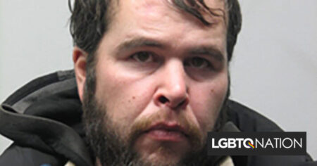 Un homme ivre se livre à des « propos homophobes » dans un bar à cause des drapeaux de la Pride