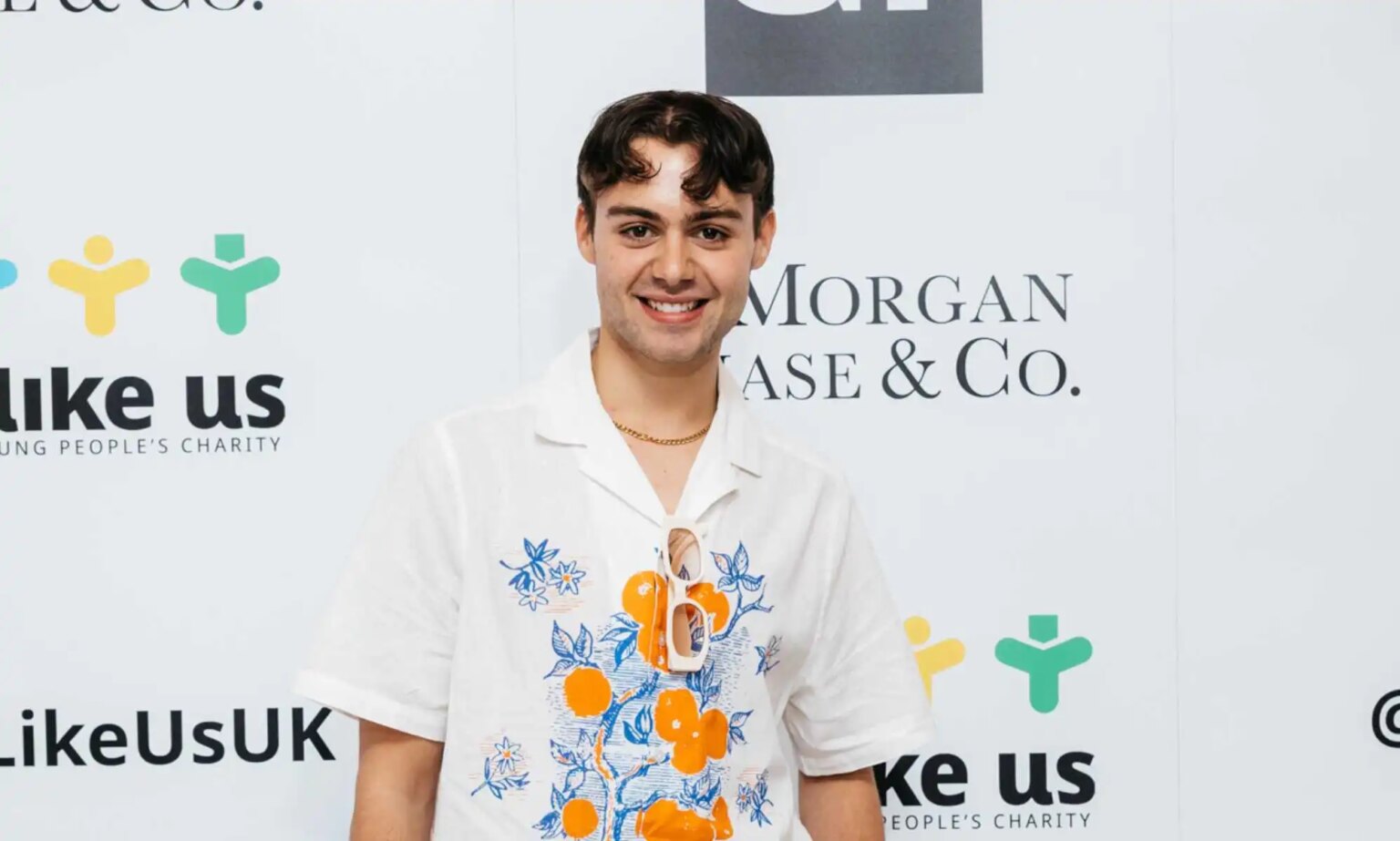 La star de Heartstopper laisse entendre qu'elle reviendra dans la saison 3 Bradley Riches at the Just Like Us Awards