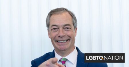 Un festival de la fierté critiqué pour avoir « jeté un milkshake sur Nigel Farage »