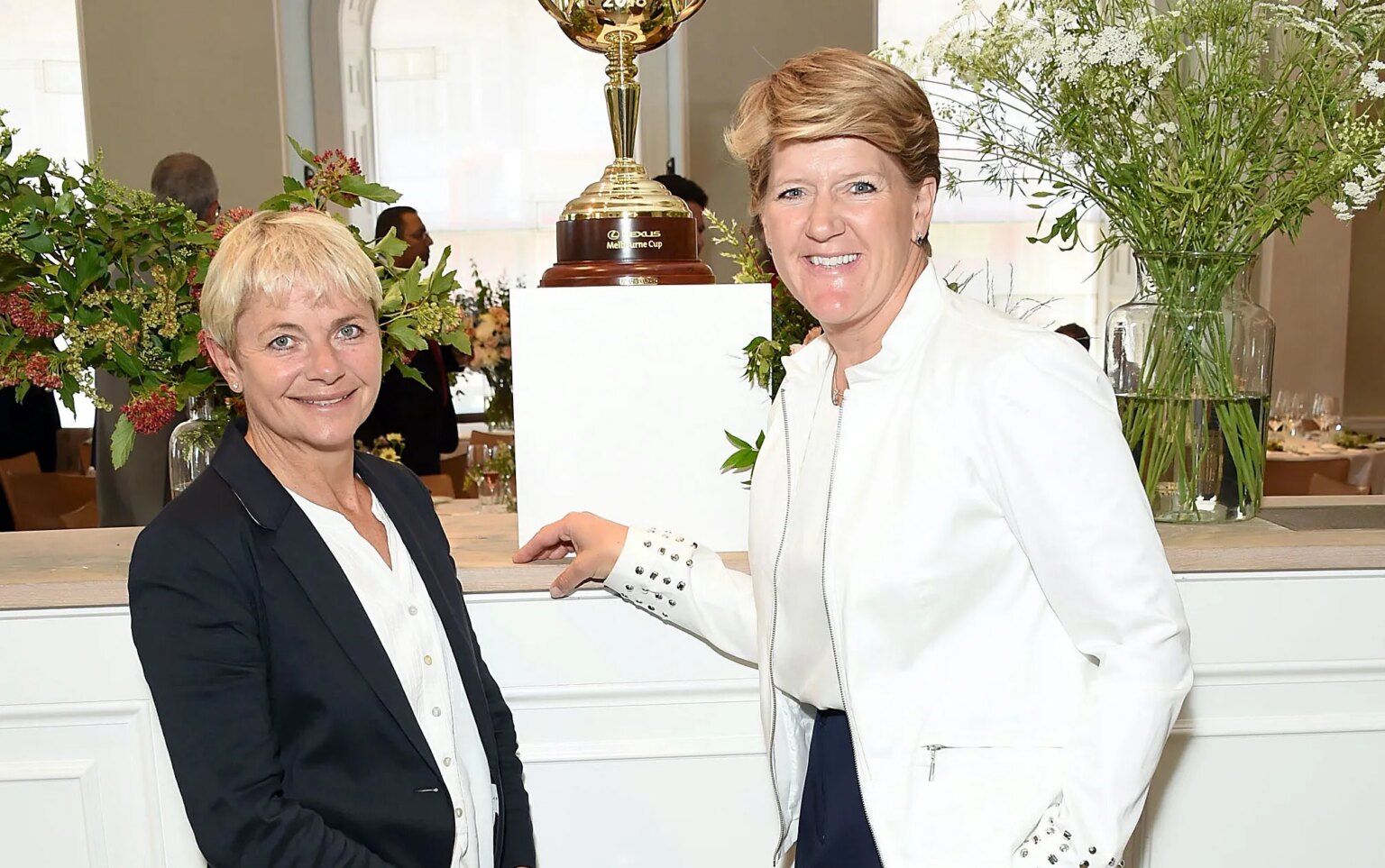 L'épouse de Clare Balding explique pourquoi elle ne portera peut-être pas son alliance pendant la couverture des Jeux olympiques L'épouse de Clare Balding explique pourquoi elle ne portera peut-être pas son alliance pendant la couverture des Jeux olympiques