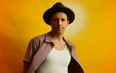 Jason Mraz révèle pourquoi il a attendu avant de faire son coming out