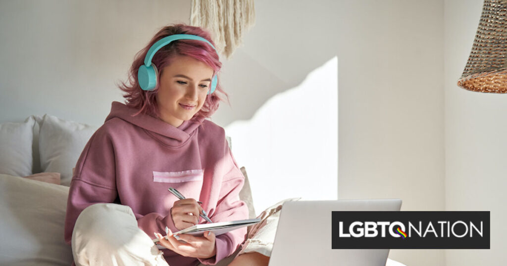 Le Sénat adopte des projets de loi sur la sécurité des enfants en ligne qui pourraient nuire aux enfants LGBTQ+ et à leurs alliés Le Sénat adopte des projets de loi sur la sécurité des enfants en ligne qui pourraient nuire aux enfants LGBTQ+ et à leurs alliés