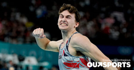 Le gymnaste olympique américain Stephen Nedoroscik, « Clark Kent », rend les gays fous