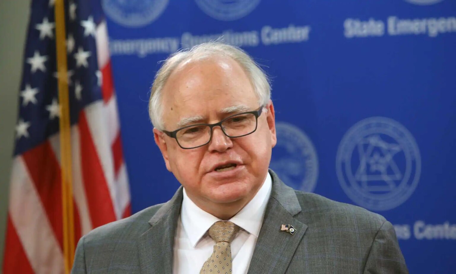 Qu'a dit Tim Walz, colistier de Kamala Harris, à propos des droits LGBTQ+ ? Tim Walz