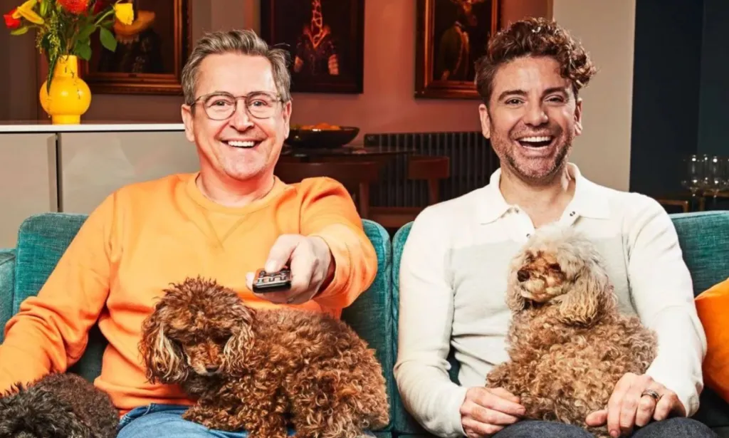 Les stars de Gogglebox, Stephen Webb et Daniel Lustig, ont quitté Gogglebox.