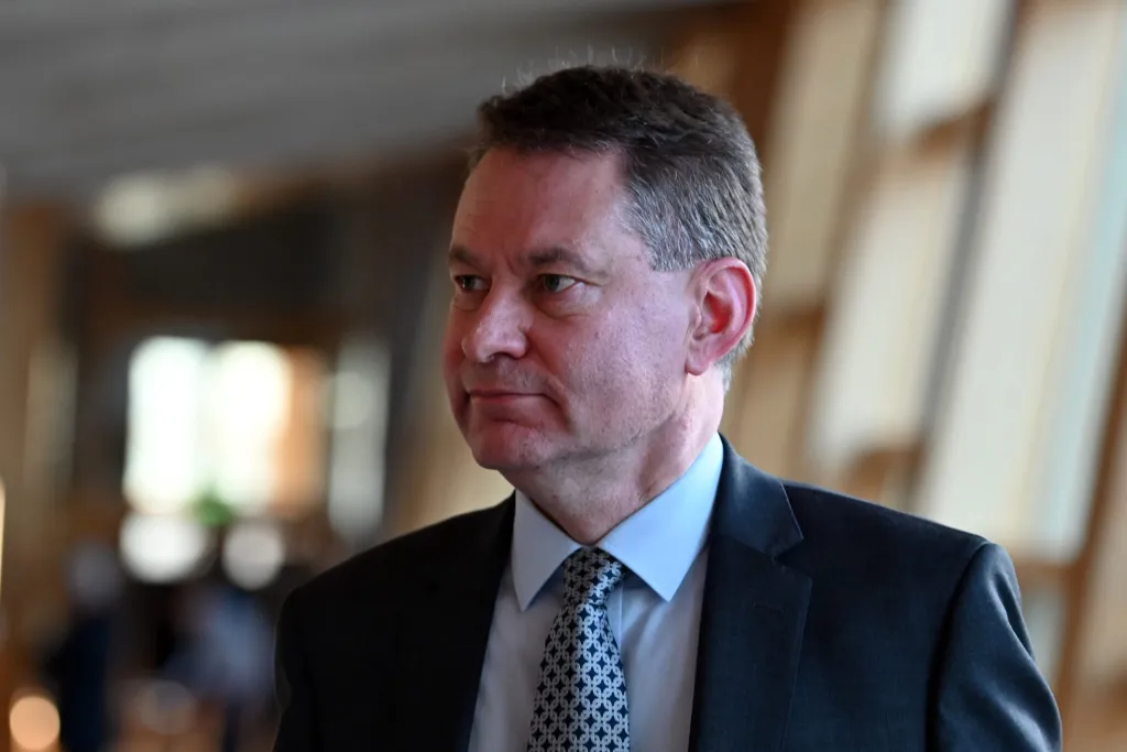 Un député conservateur demande que la décision sur les bloqueurs de puberté s'applique aux enfants transgenres en Écosse