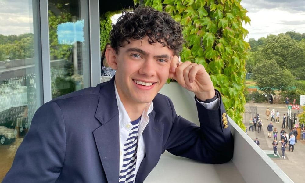 Joe Locke parle du typage à Hollywood : « Il y a des jours où je ne veux plus jamais jouer un personnage gay » Joe Locke parle du typage à Hollywood : « Il y a des jours où je ne veux plus jamais jouer un personnage gay »