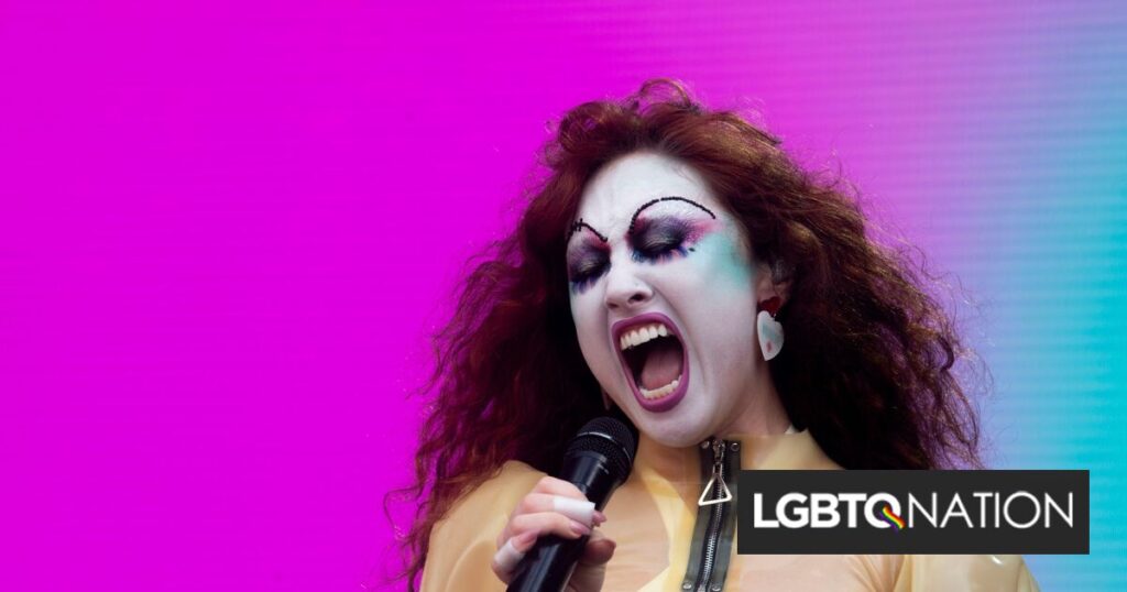 Chappell Roan dit qu'elle n'a pas lu de poèmes pro-palestiniens par peur que Joe Biden ne fasse du mal à sa famille Chappell Roan dit qu'elle n'a pas lu de poèmes pro-palestiniens par peur que Joe Biden ne fasse du mal à sa famille