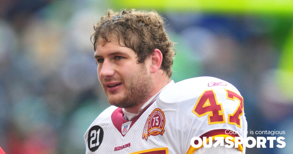 Ces 9 moments les plus « gays » de la NFL présentent l'un des plus grands joueurs de tous les temps faisant l'éloge de son « glory hole » Ces 9 moments les plus « gays » de la NFL présentent l'un des plus grands joueurs de tous les temps faisant l'éloge de son « glory hole »