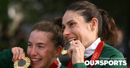 Des larmes de joie après la victoire d'une cycliste homosexuelle à la quatrième médaille d'or paralympique