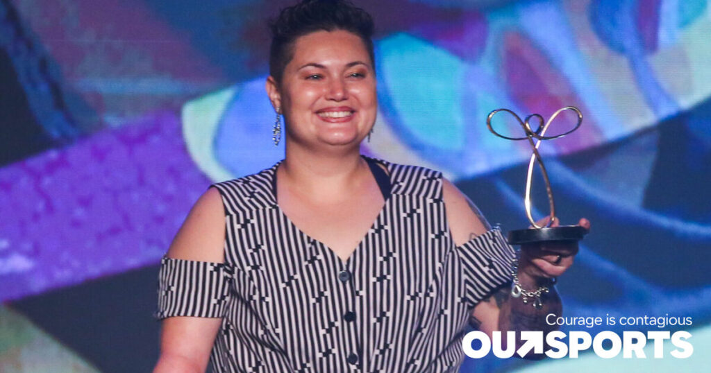 La paralympienne Debora Menezes en quête d'une médaille d'or en taekwondo avec sa petite amie qui l'encourage La paralympienne Debora Menezes en quête d'une médaille d'or en taekwondo avec sa petite amie qui l'encourage