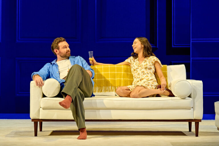 The Real Thing est l'une des pièces les plus convaincantes que nous ayons vues – critique