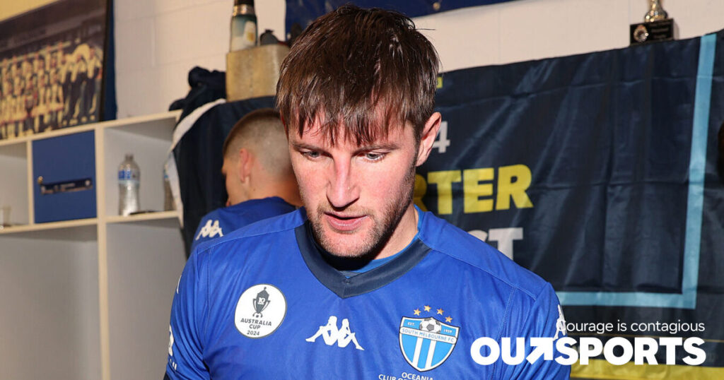 Un footballeur gay obtient un diplôme en psychologie pour aider d'autres personnes LGBTQ à s'épanouir Un footballeur gay obtient un diplôme en psychologie pour aider d'autres personnes LGBTQ à s'épanouir