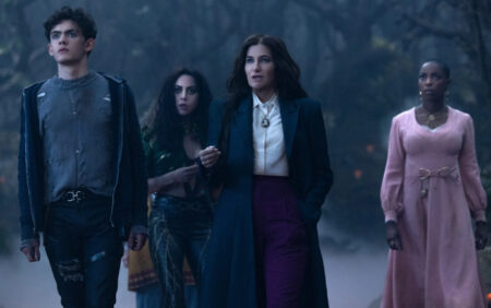 "Je deviens sauvage" : les fans de Marvel réagissent à la romance queer d'Agatha All Along