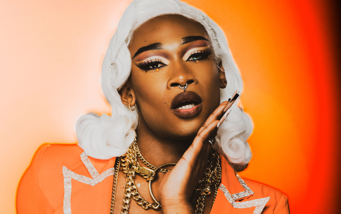 "Vraiment, Ru?": La star de Drag Race UK, Kiki Snatch, réfléchit à l'élimination