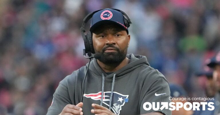Jerod Mayo qualifiant ses joueurs de "doux" est une insulte, mais ce n'est pas homophobe