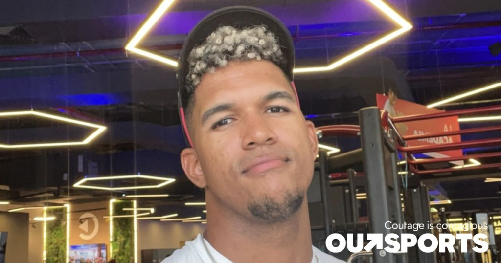 La carrière du lanceur gay Anderson Comás est à la croisée des chemins et Fernando Tatís nous offre une danse dans les vestiaires inoubliable La carrière du lanceur gay Anderson Comás est à la croisée des chemins et Fernando Tatís nous offre une danse dans les vestiaires inoubliable