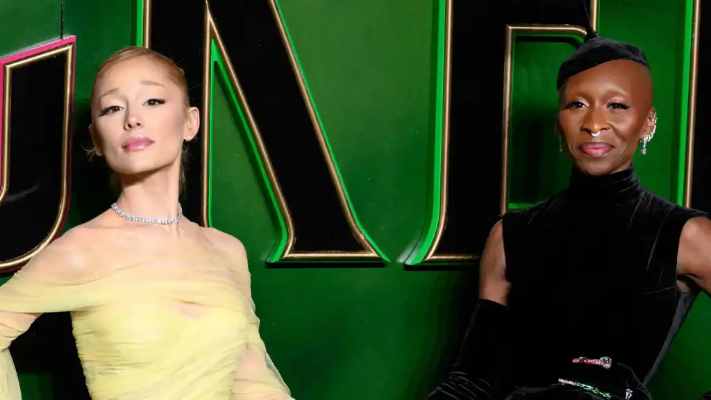 Ariana Grande et Cynthia Erivo de Wicked réfléchissent à la façon dont leurs personnages les ont changées Les méchantes stars Ariana Grande et Cynthia Erivo ont expliqué comment leurs personnages les avaient changés (Karwai Tang/WireImage)