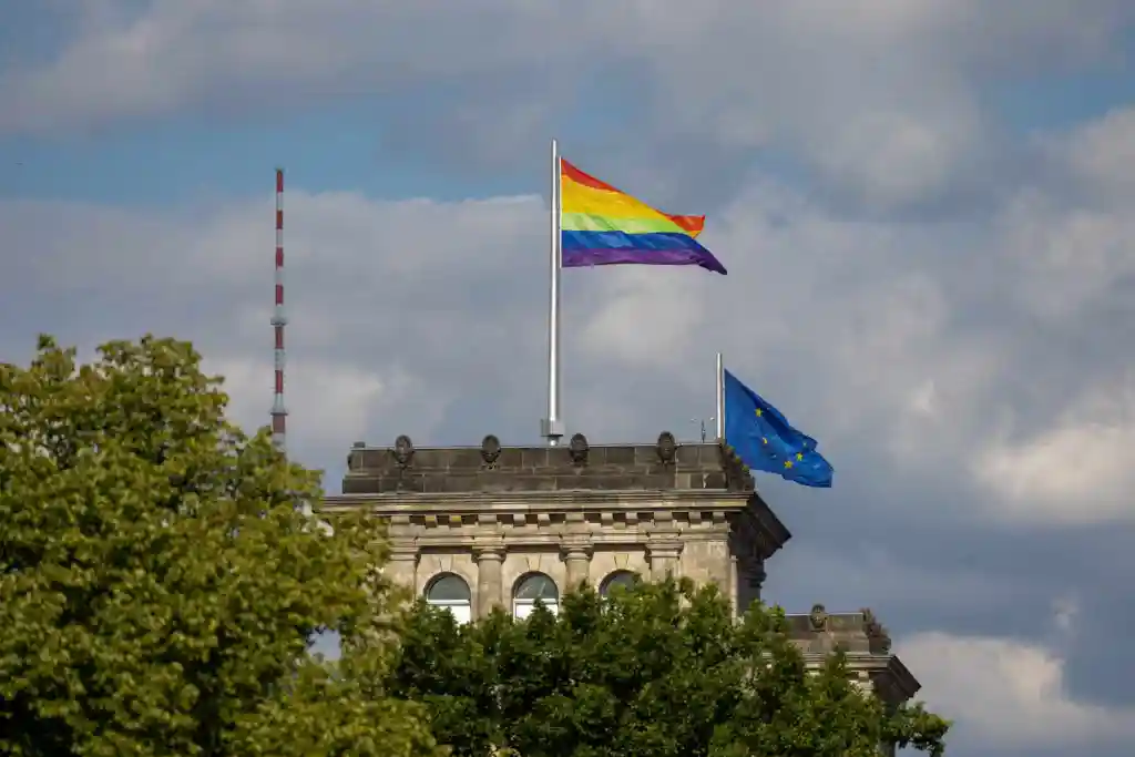 L'Allemagne présente un projet de loi pour réformer les droits des trans